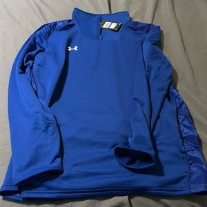 Men’s loose UA quarter zip pull over NWT
